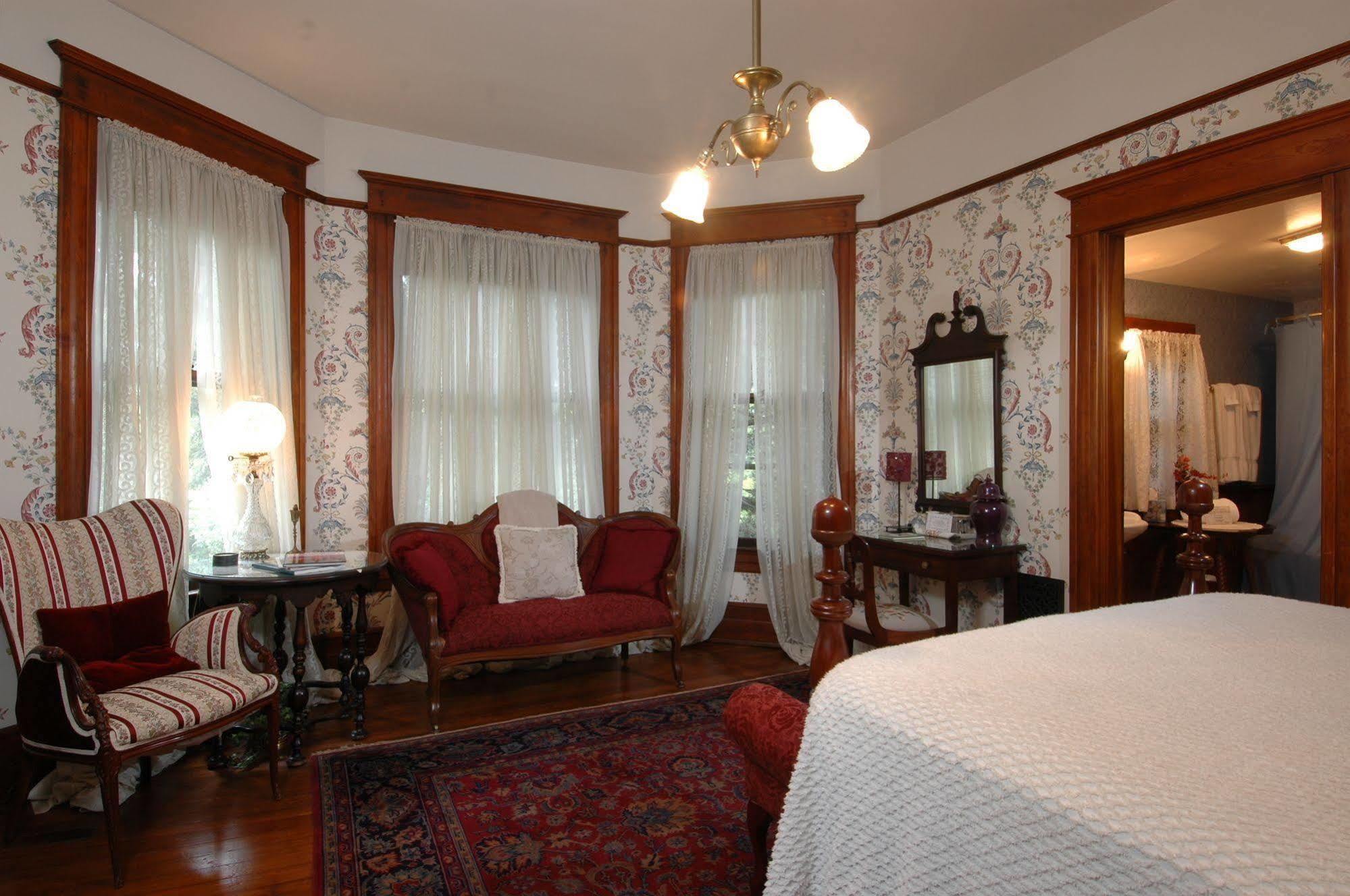 The 1899 Wright Inn & Carriage House Asheville Extérieur photo