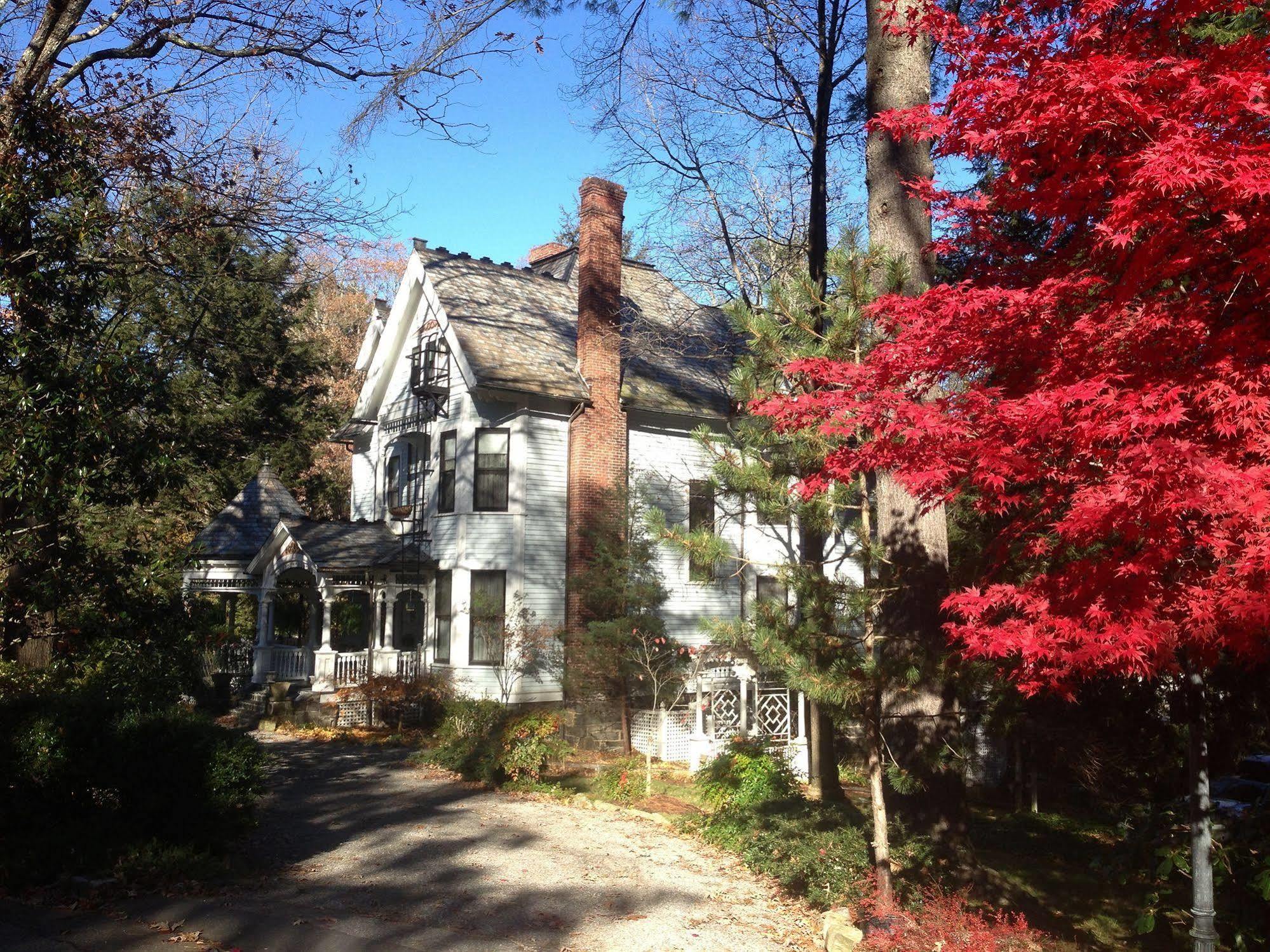 The 1899 Wright Inn & Carriage House Asheville Extérieur photo